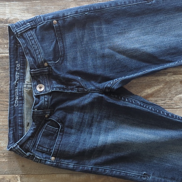 COWGIRL TUFF "Forever Tuff" bootcut natural waist darkwash jeans 26x35L - Picture 12 of 16